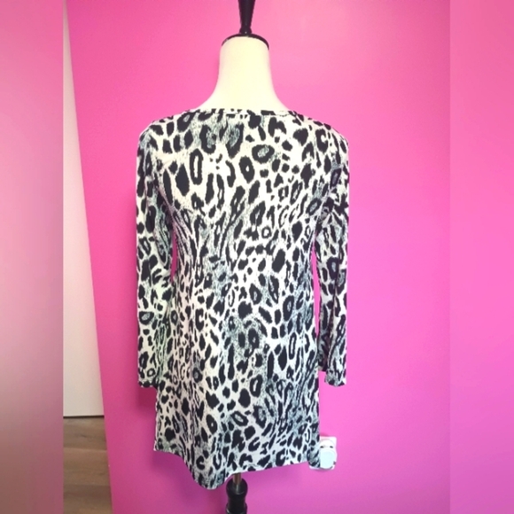 Isabella Rodriguez Ladies Y2K Black & White Leopard Print Tunic Blouse - Picture 2 of 7